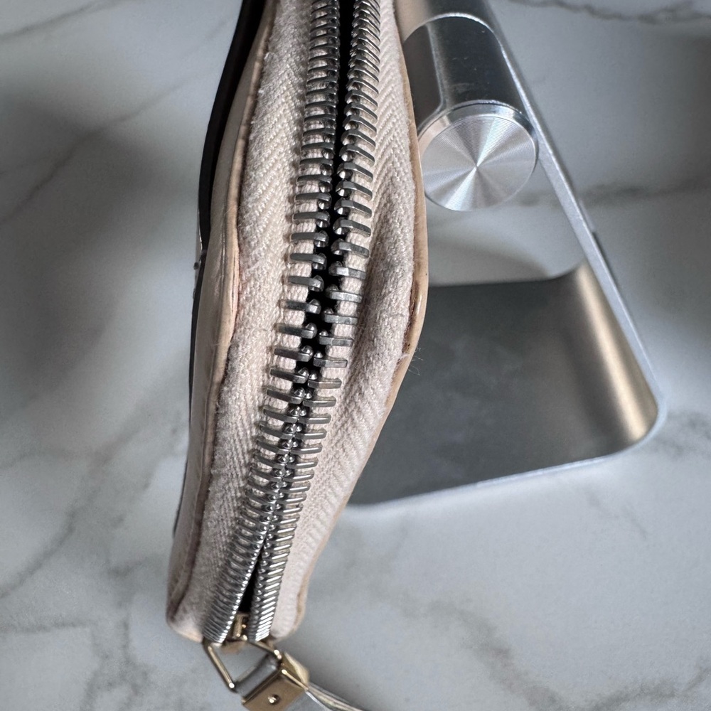 Balenciaga Classic Lambskin Continental Zip Wallet Cream Silver Hardware - Picture 10 of 13